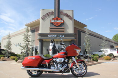 2024 Harley-Davidson<sup>®</sup> Road Glide® Whiskey Fire