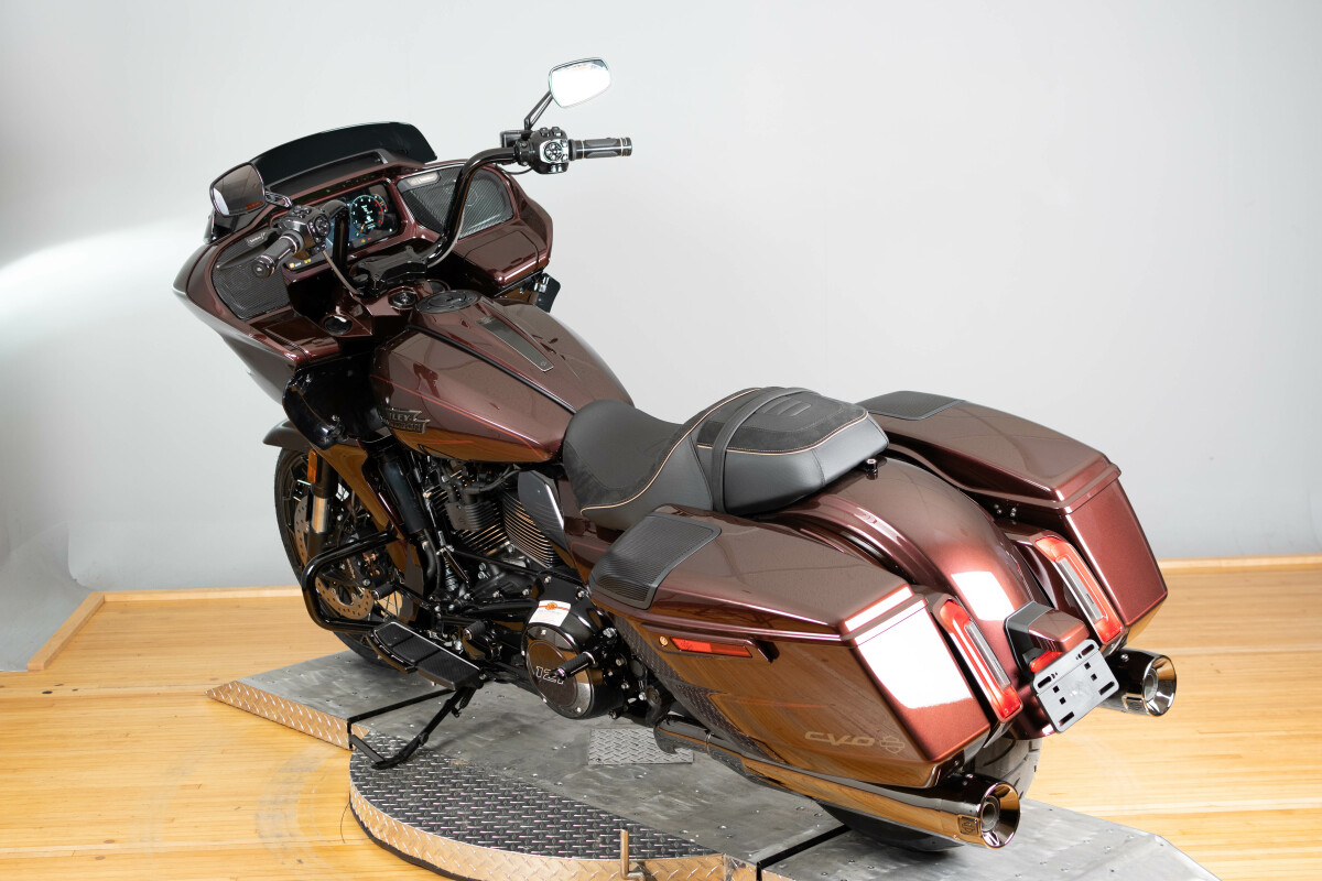 2024 Harley-Davidson® CVO™ Road Glide® FLTRXSE, photo 22