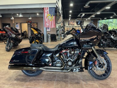  2022 Harley-Davidson<sup>®</sup> CVO™ Road Glide<sup>®</sup>
