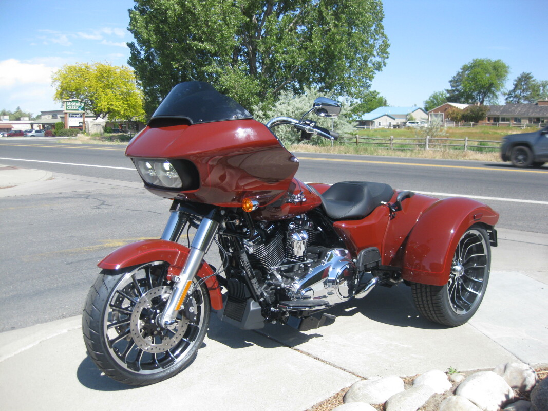 2024 Harley-Davidson Road Glide 3 Red Rock - Photo 3