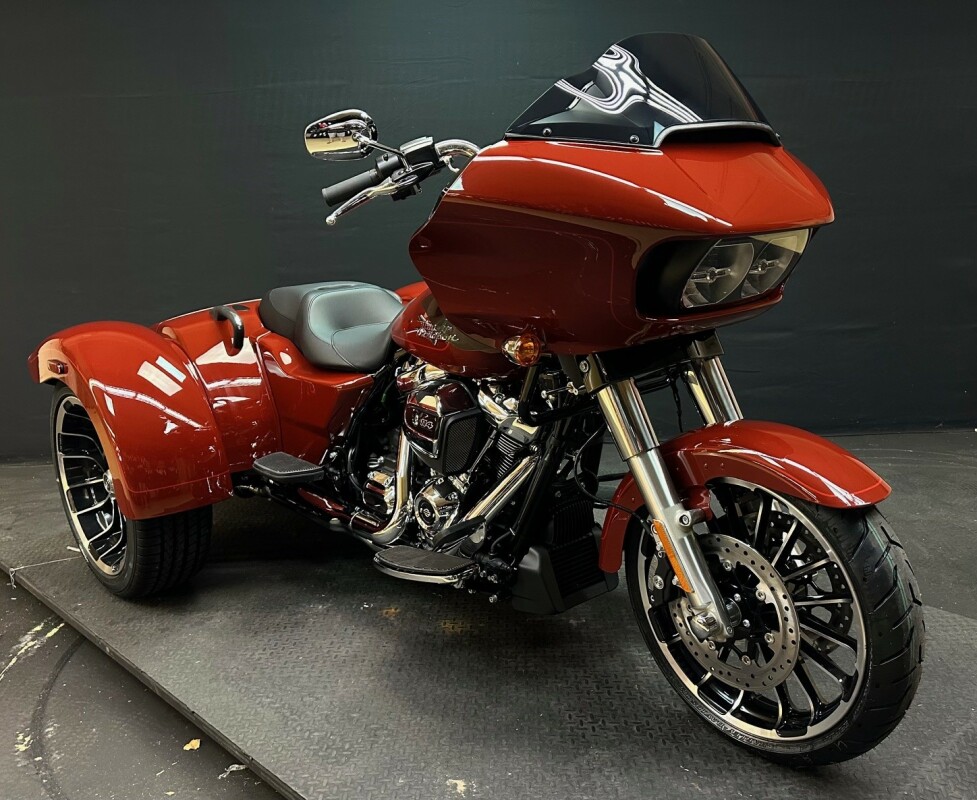Harley-Davidson Road Glide 3 2024 FLTRT RED ROCK - Photo 3