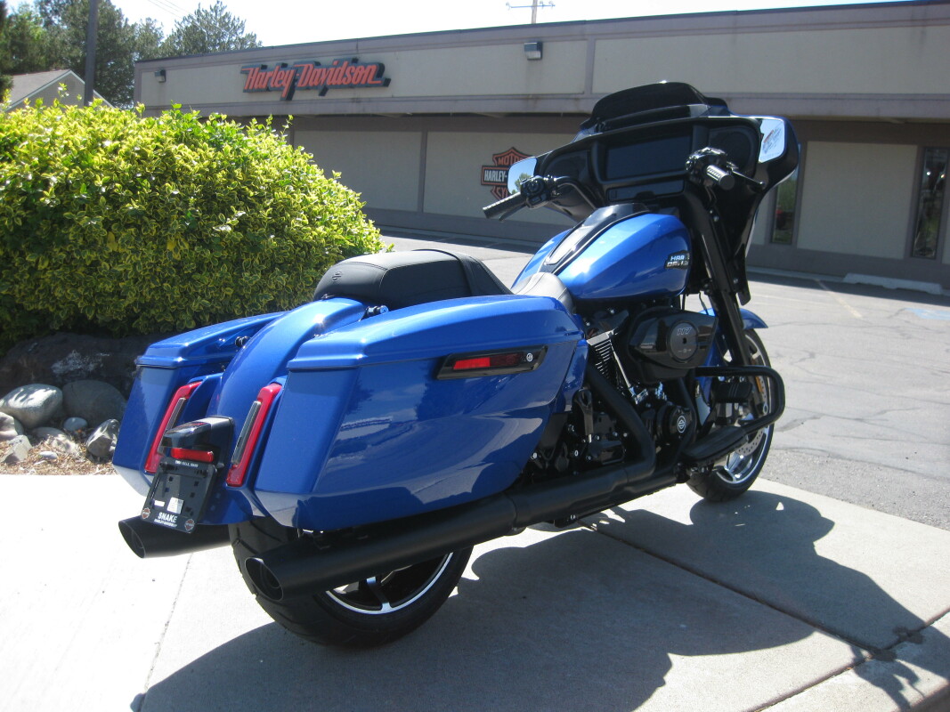 2024 Harley-Davidson Street Glide Blue Burst - Black Finish - Photo 5