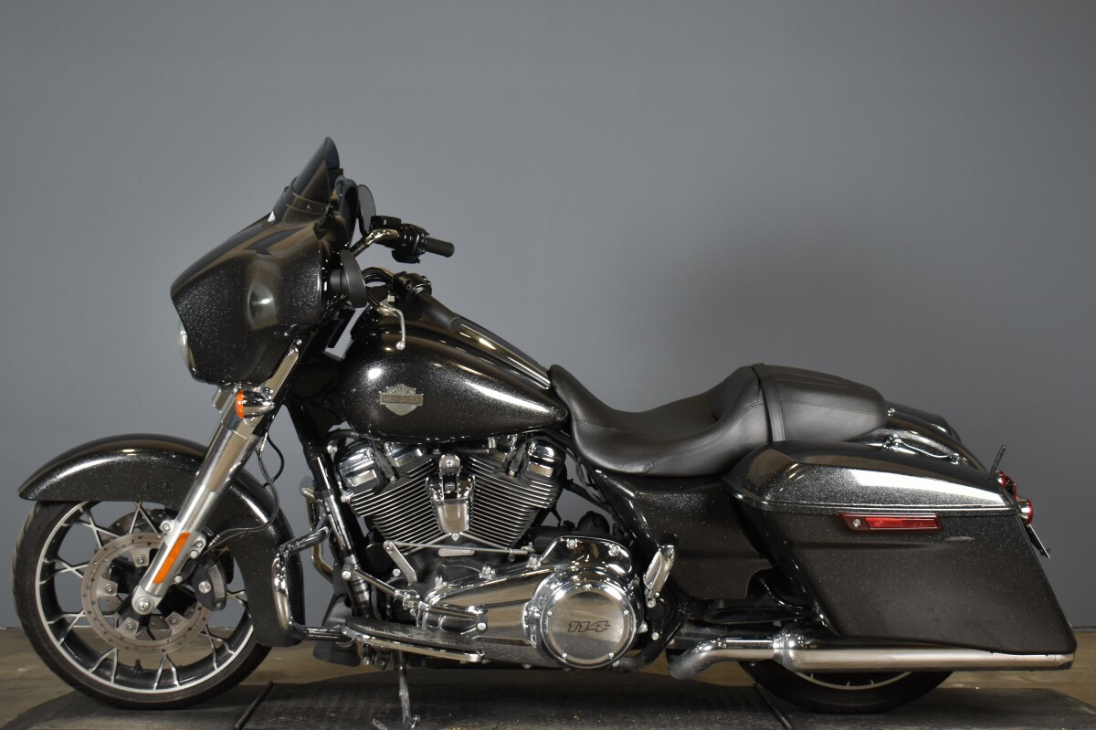 2022 Harley-Davidson Street Glide Special FLHXS - Photo 5