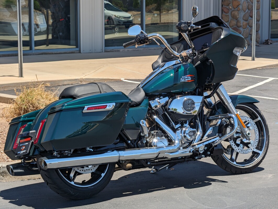 2024 Harley-Davidson Road Glide - Photo 4