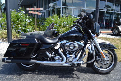 2009 Harley-Davidson<sup>®</sup> Street Glide® - FLHX