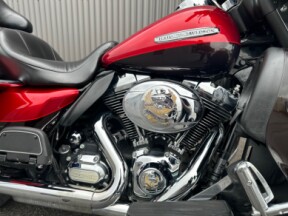2012 Harley-Davidson® Electra Glide® Ultra Limited Two-Tone Ember Red Sunglo/M thumb 3