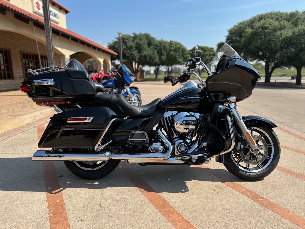 その他 CRISALIDA ULTRALIMITED PRE-ORDER EDITION 2021 Harley Davidson Road Glide Special FLTRXS 10,526 Miles