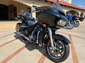 2016 Harley-Davidson® Road Glide® Ultra thumb 3