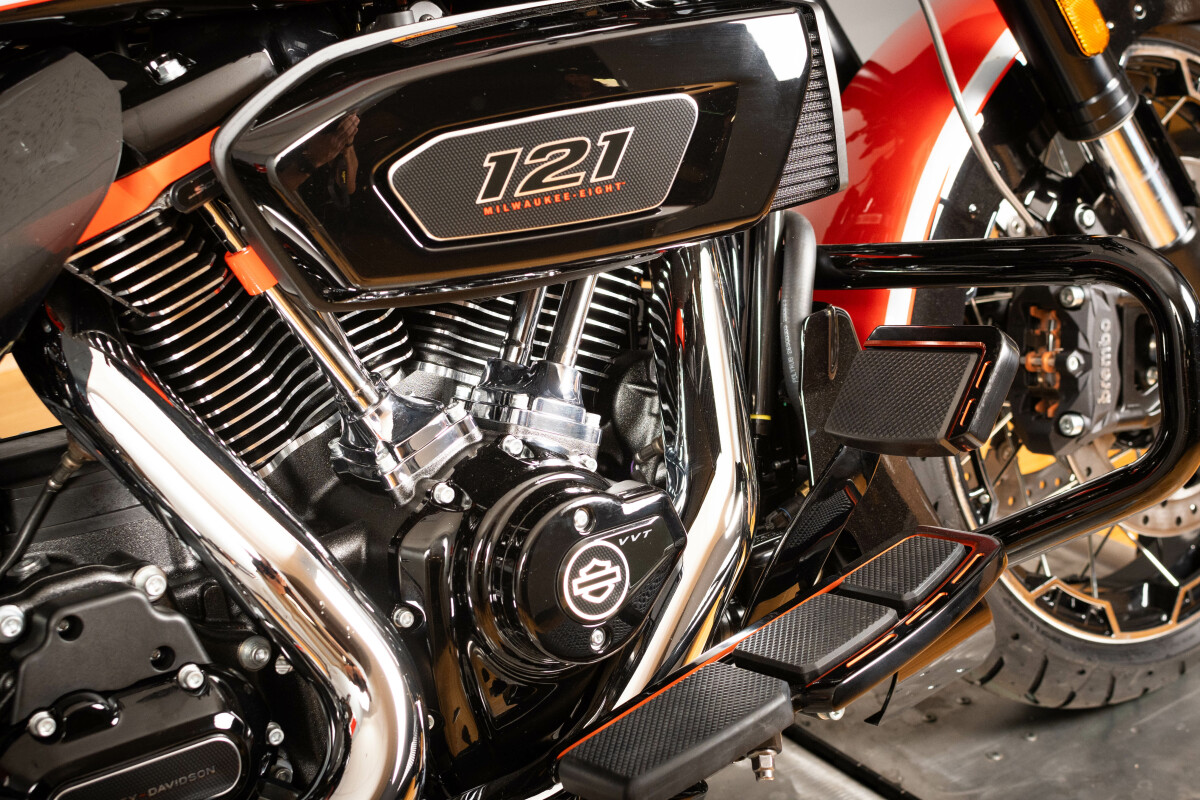 2024 Harley-Davidson CVO Street Glide FLHXSE - Photo 8