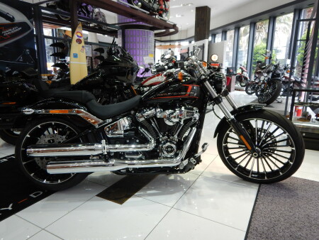 24MY FXBR（ソフテイル・ブレイクアウト）試乗受付開始です。 | Harley