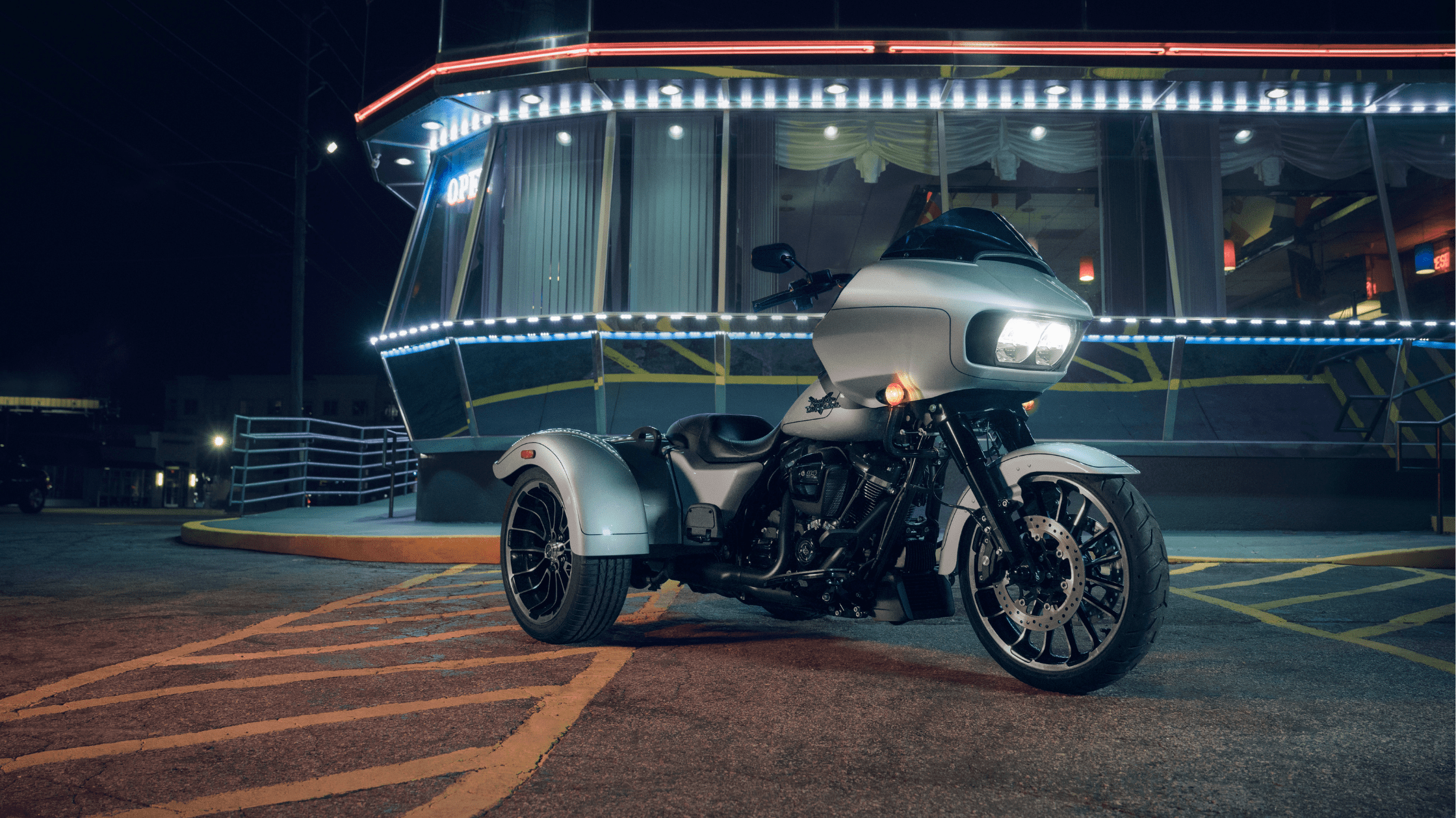2024 Harley-Davidson® Road Glide® 3