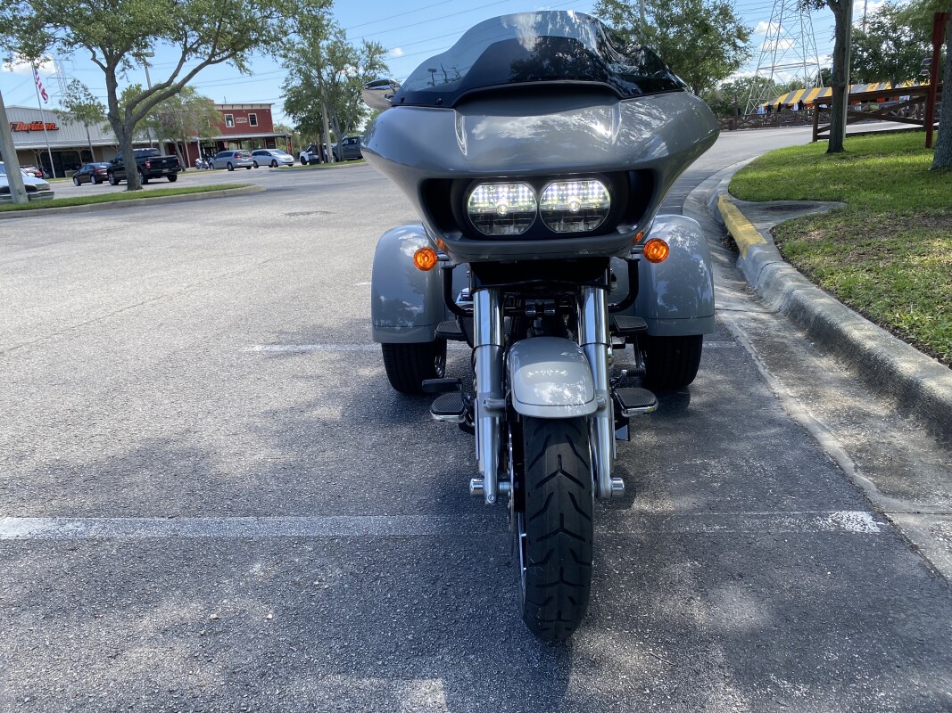 2024 Harley-Davidson Road Glide 3 - Photo 2