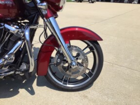 2017 FLHXS Street Glide® Special thumb 2
