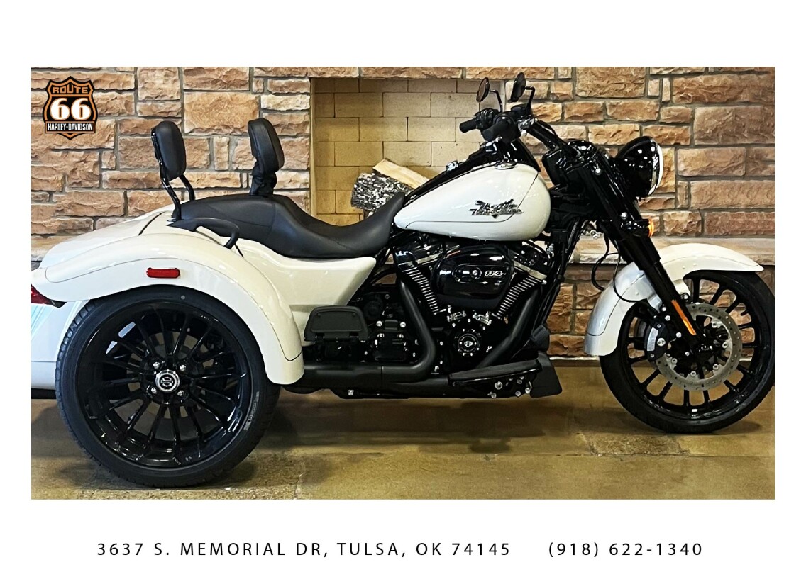 2023 Harley-Davidson Freewheeler White Sand Pearl