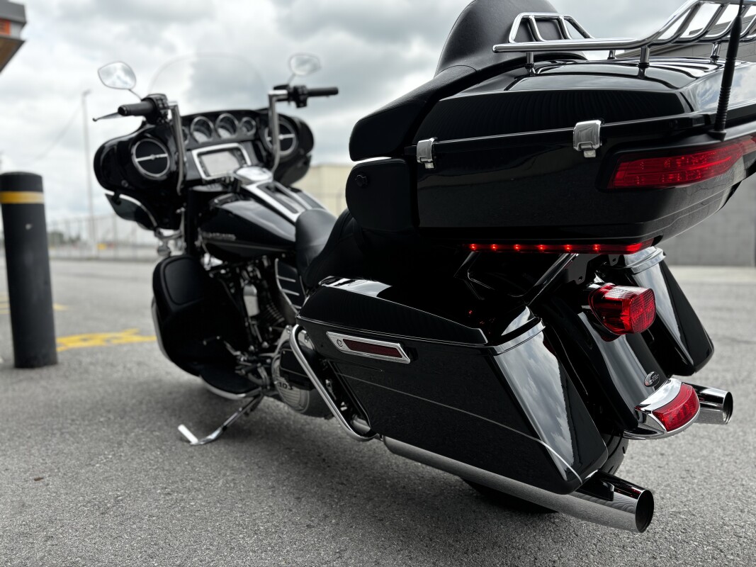 2014 Harley-Davidson Electra Glide Ultra Limited Vivid Black - Photo 5