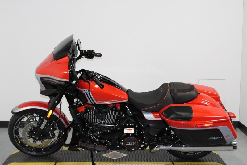 Harley-Davidson CVO Street Glide 2024 FLHXSE 84496577 LEGENDARY ORNG W/ PINSTRIPE - Photo 5