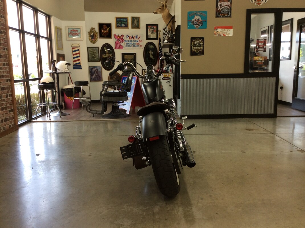 2012 Harley-Davidson® Seventy-Two® XL 1200V, photo 7