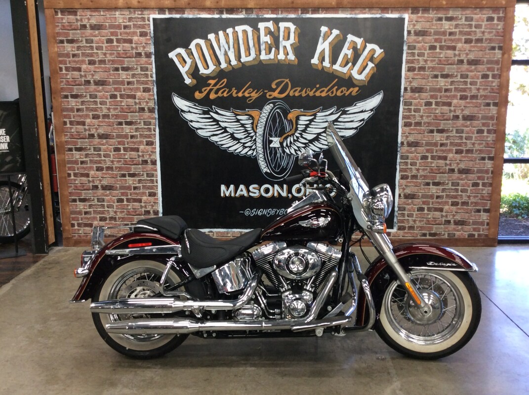 Softail Deluxe® Powder Keg HarleyDavidson