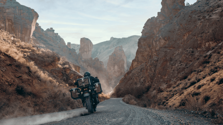 Riding the 2024 H-D® CVO™ Pan America® in the Homosassa, FL Roads: Tips for Optimal Performance