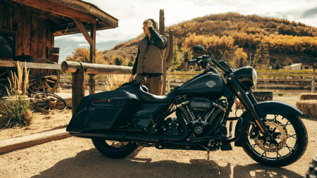 Why the 2024 Harley-Davidson® Road King® Special is Perfect for Both New and Experienced Riders