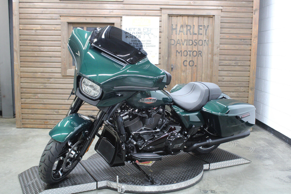 2024 Harley-Davidson Street Glide SHARKSKIN BLUE - Photo 8