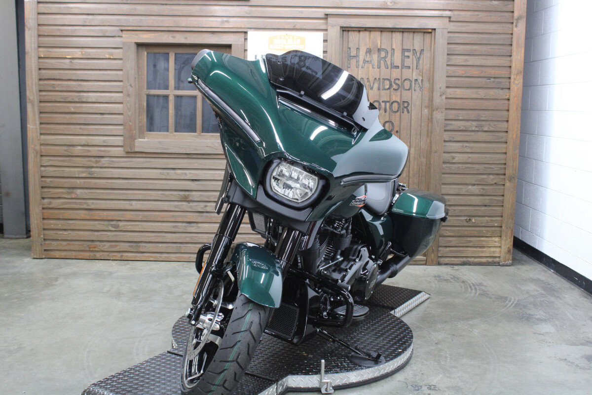 2024 Harley-Davidson Street Glide SHARKSKIN BLUE - Photo 9