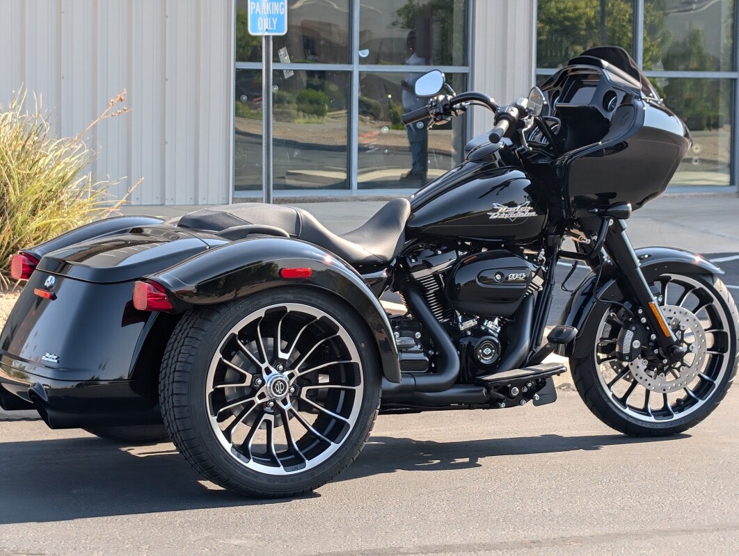 2024 Harley-Davidson Road Glide 3 - Photo 4