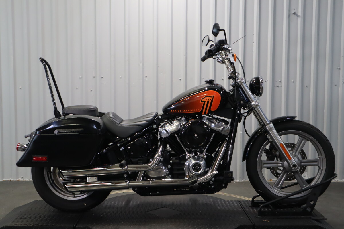 2023 Harley-Davidson® Softail® Standard FXST | Patriot