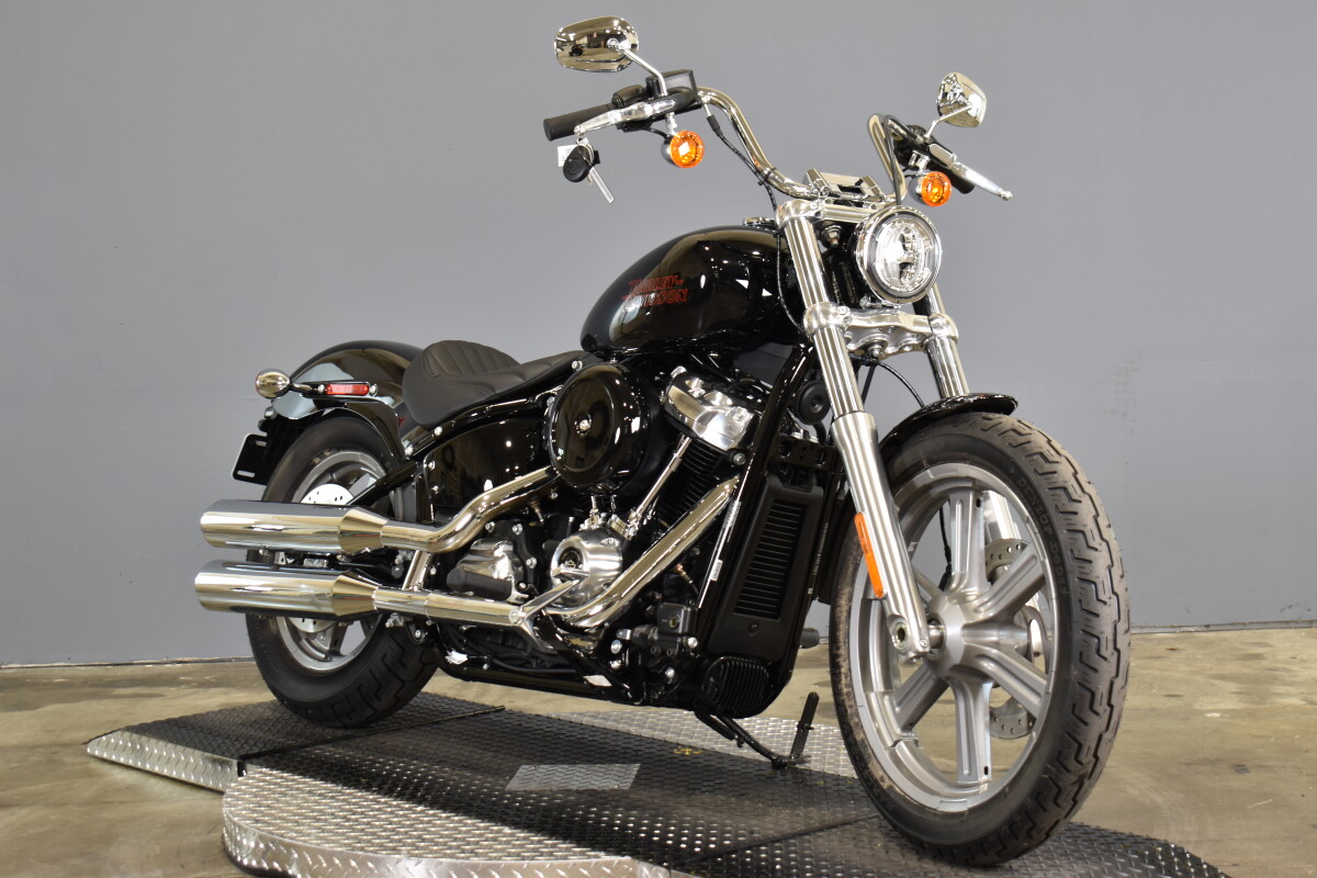2024 Harley-Davidson Softail Standard FXST - Photo 2
