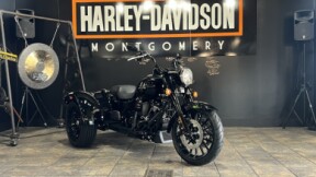 2024 Harley-Davidson® Freewheeler thumb 1