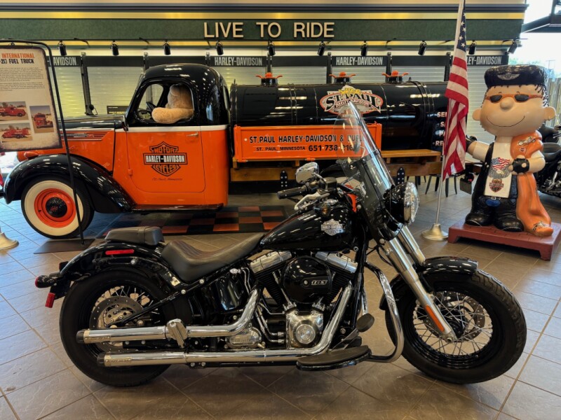 2017 Harley-Davidson Softail Slim FLS103