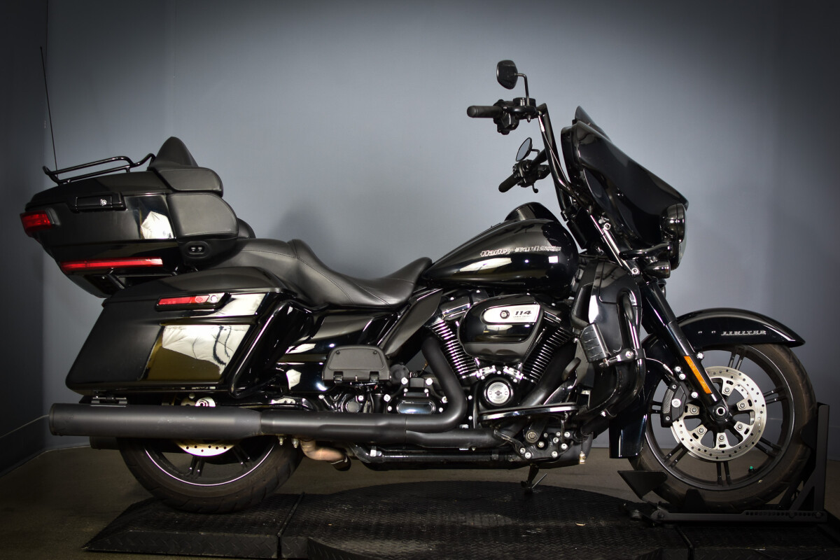 2022 Harley-Davidson® Ultra Limited FLHTK | Huntington Beach