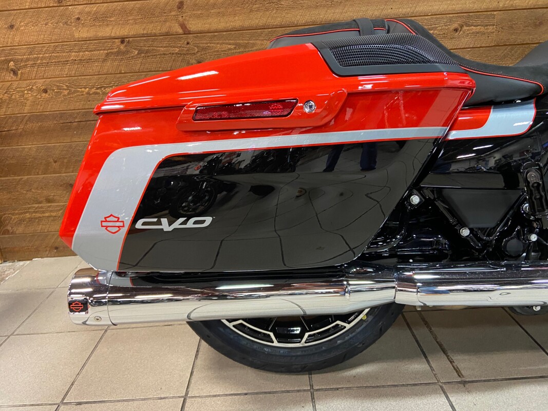 2024 Harley-Davidson CVO Street Glide Legendary Orange FLHXSE - Photo 7
