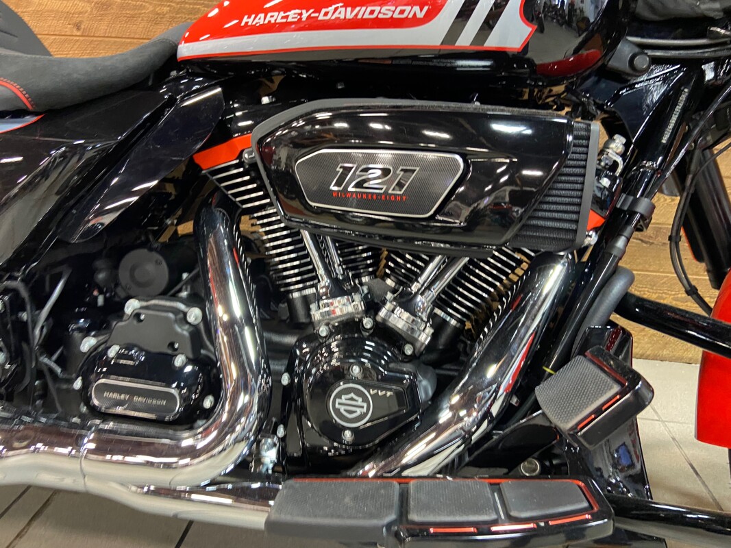 2024 Harley-Davidson CVO Street Glide Legendary Orange FLHXSE - Photo 4
