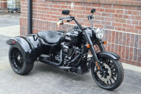 2024 Harley-Davidson® Freewheeler® FLRT thumb 1