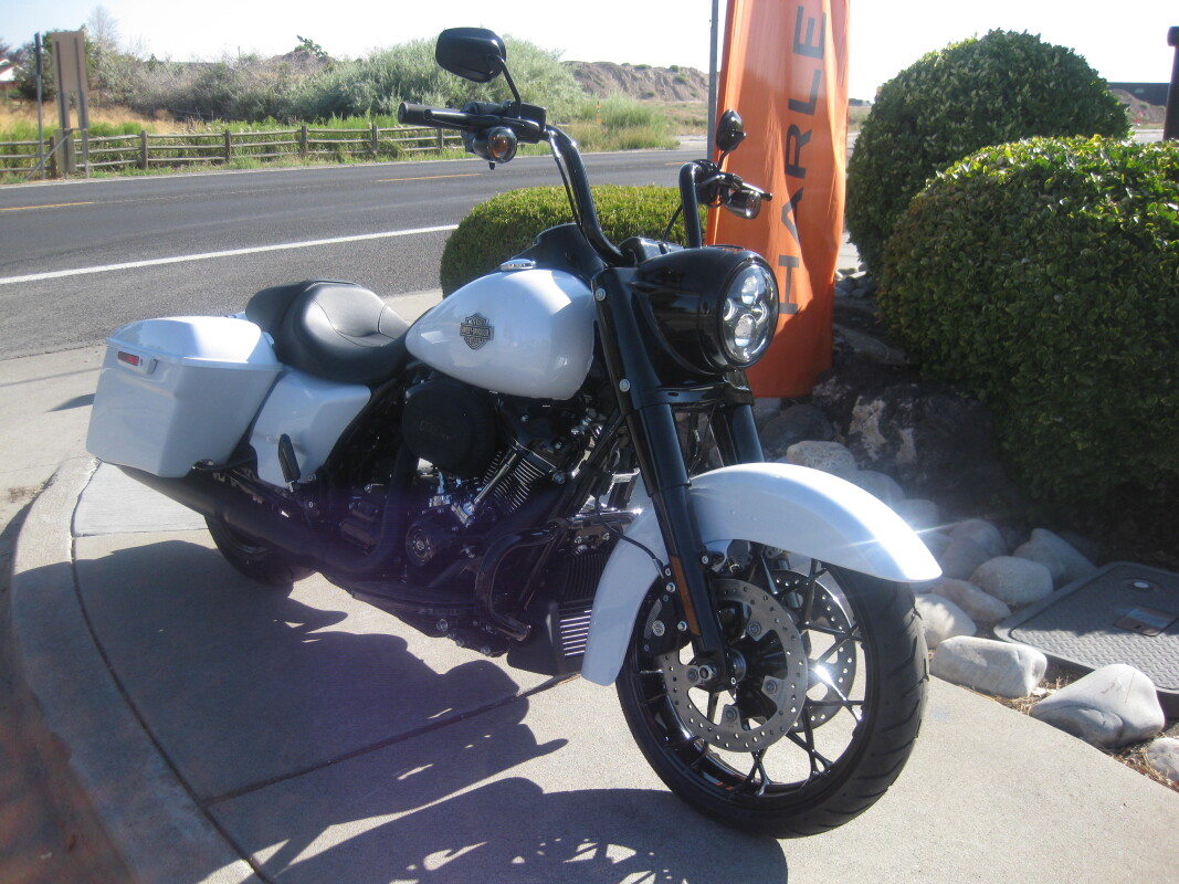 2024 Harley-Davidson Road King Special White Onyx Pearl - Photo 4