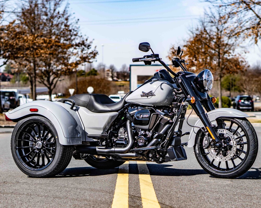 FLRT 2024 Freewheeler - Photo 2