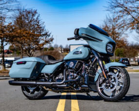 FLHX 2024 Street Glide® thumb 3