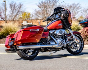 FLHX 2024 Street Glide® thumb 0
