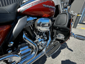 2014 Harley Davidson CVO Limited base thumb 1