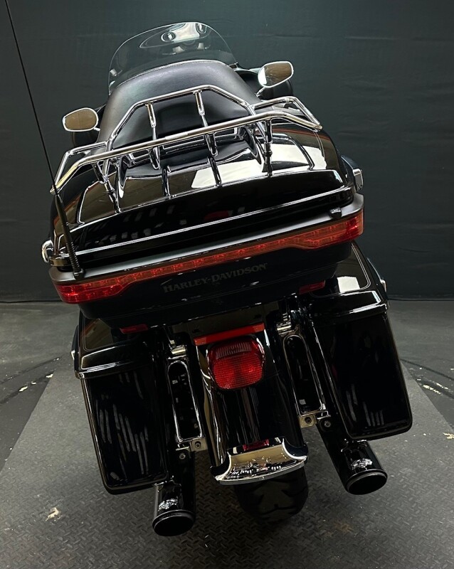 Harley-Davidson Electra Glide Ultra Classic 2018 FLHTCU BLACK - Photo 7