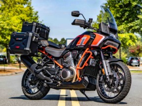 RA1250SE 2024 CVO™ Pan America® thumb 3