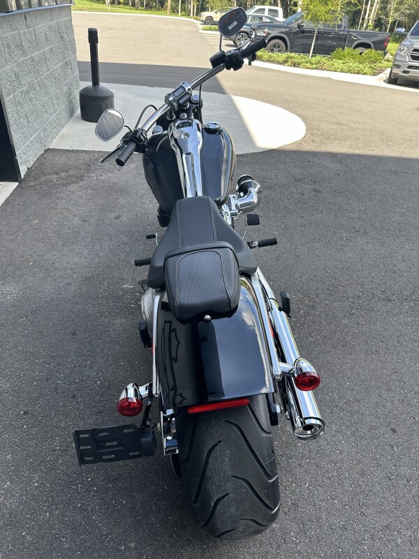 2024 Harley-Davidson Breakout 117 - Photo 9