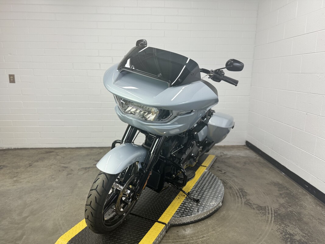 2024 Harley-Davidson Road Glide ATLAS SLV MTLIC - Photo 8