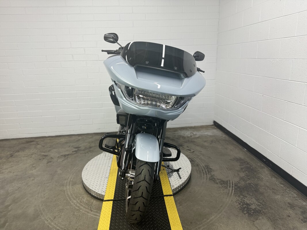 2024 Harley-Davidson Road Glide ATLAS SLV MTLIC - Photo 10