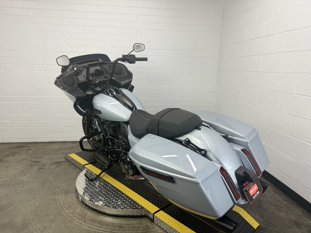 2024 Harley-Davidson Road Glide ATLAS SLV MTLIC - Photo 5