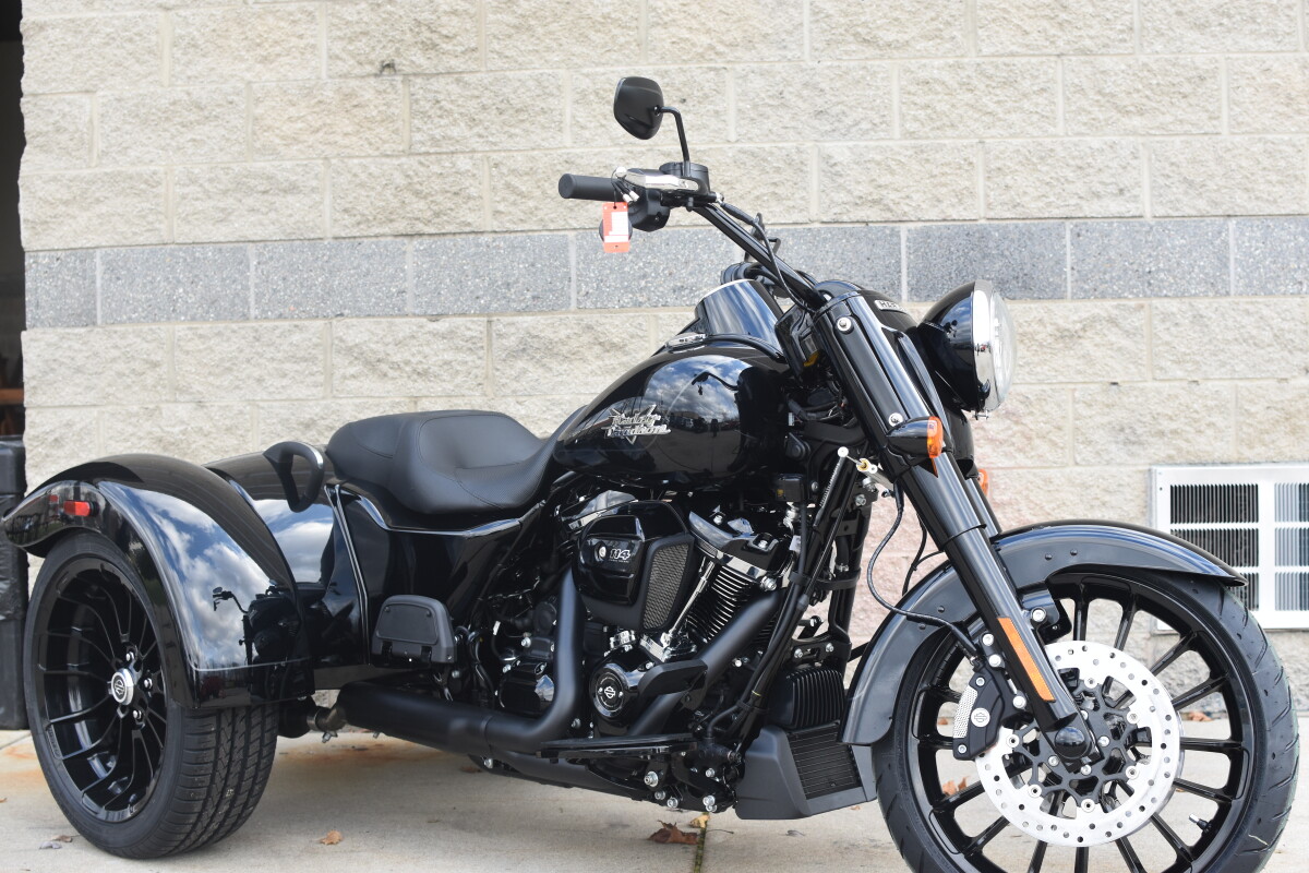2024 Harley-Davidson Freewheeler FLRT - Photo 2
