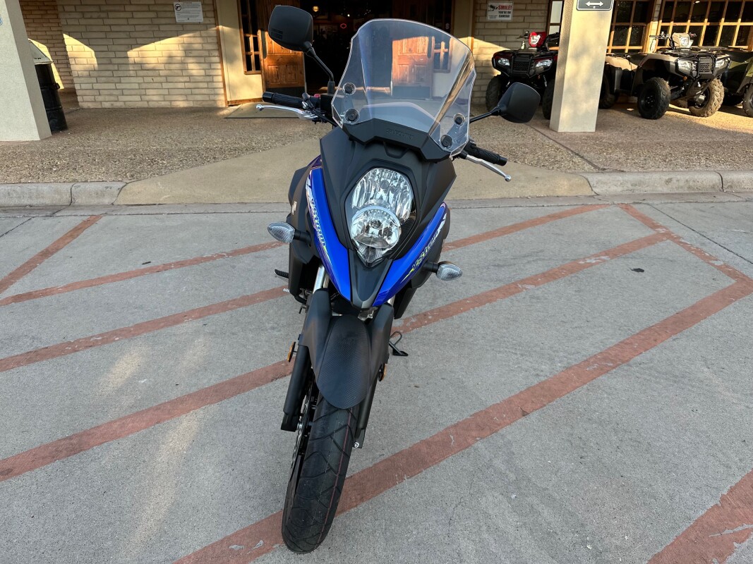 2023 Suzuki V-Strom 650XT Adventure - Photo 3