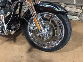 2007 Harley Davidson FLHRSE Road King CVO thumb 3
