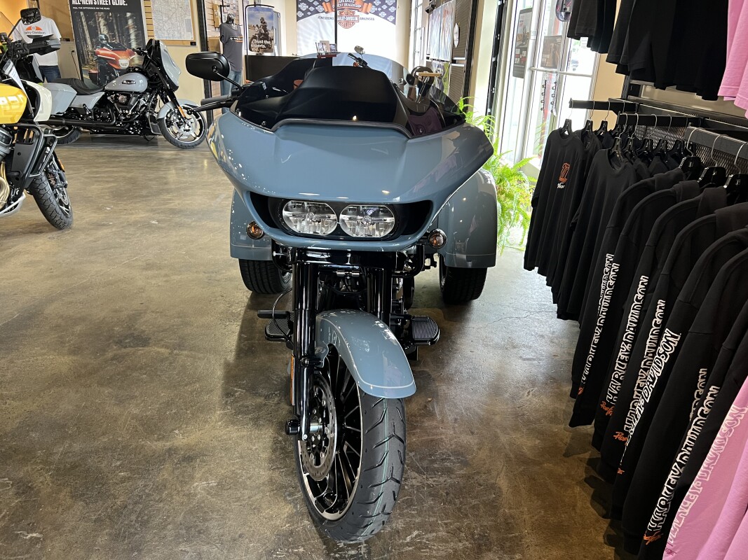 FLTRT 2024 Road Glide 3 - Photo 3